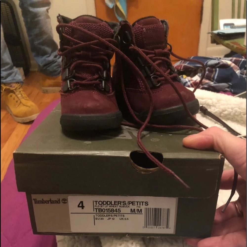 Maroon timberlands baby size 4 like new